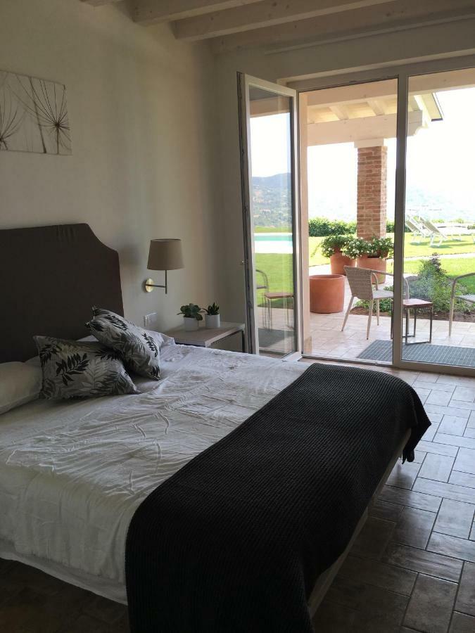 Bellavista Relax - Adults Only Hotel Костермано Екстериор снимка